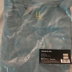 Galaxy By Harvic Mint Green Short Sleeve Tee